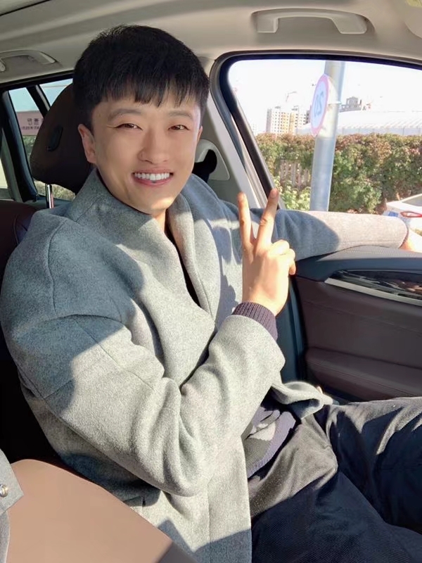 炫甫的第一张照片--哈尔滨相亲服务中心