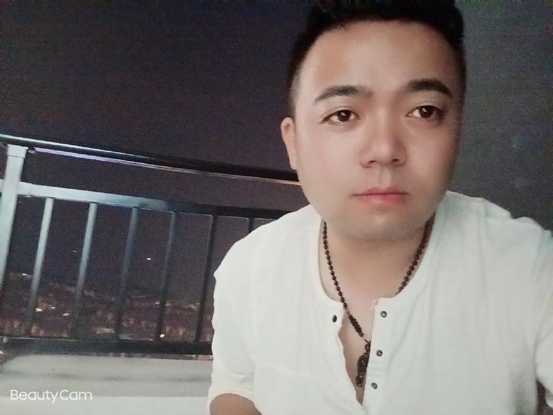 可么嗯哼的第一张照片--哈尔滨相亲服务中心