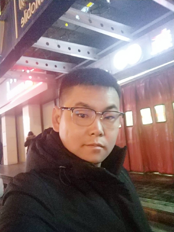 杜跃龙的第二张照片--哈尔滨相亲服务中心