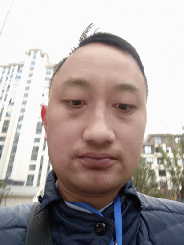 老男人的第一张照片--哈尔滨相亲服务中心