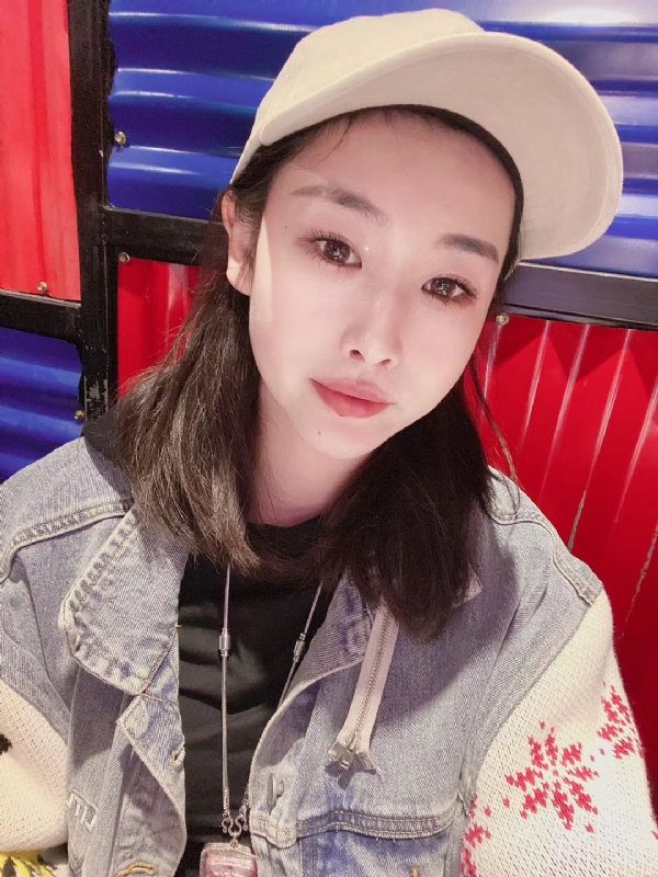 玲珑的第一张照片--哈尔滨相亲服务中心