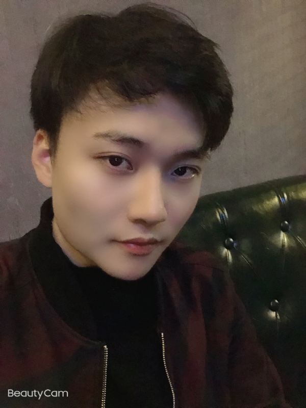 飞鸟和蝉的第一张照片--哈尔滨相亲服务中心