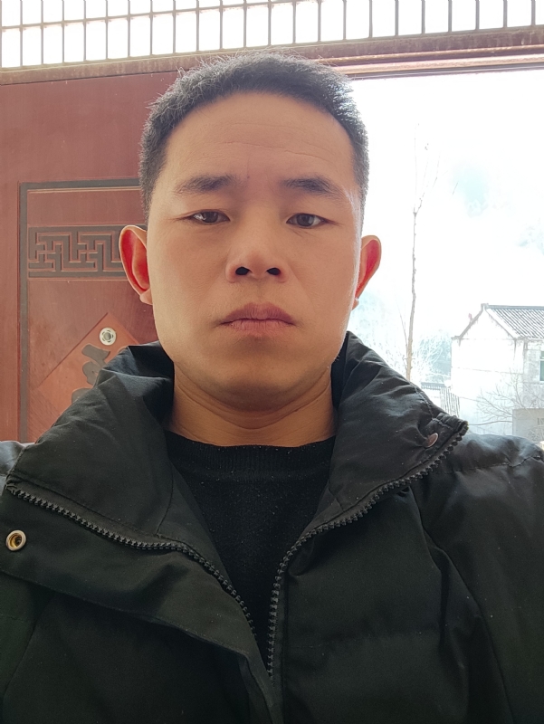 勇敢的成长的第一张照片--哈尔滨相亲服务中心