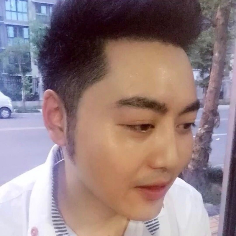 加油吧少年的第一张照片--哈尔滨相亲服务中心