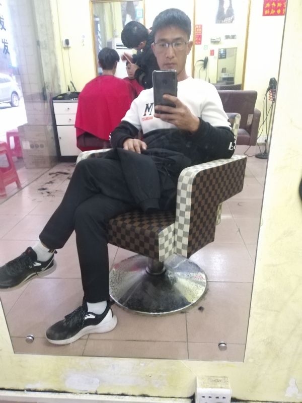 hushuai的第一张照片--哈尔滨相亲服务中心