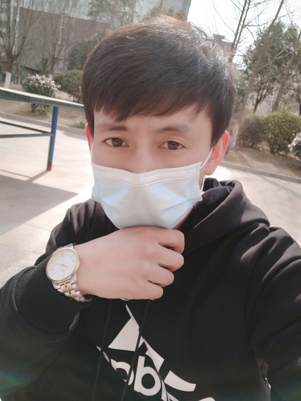 简单的幸福的第一张照片--哈尔滨相亲服务中心