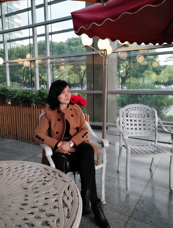 执迷不悔的第一张照片--哈尔滨相亲服务中心