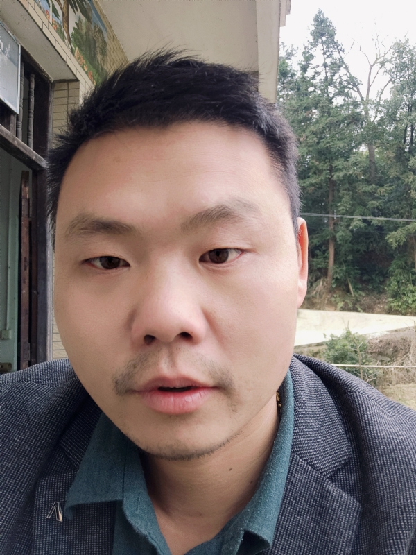 曾小焱的第一张照片--哈尔滨相亲服务中心