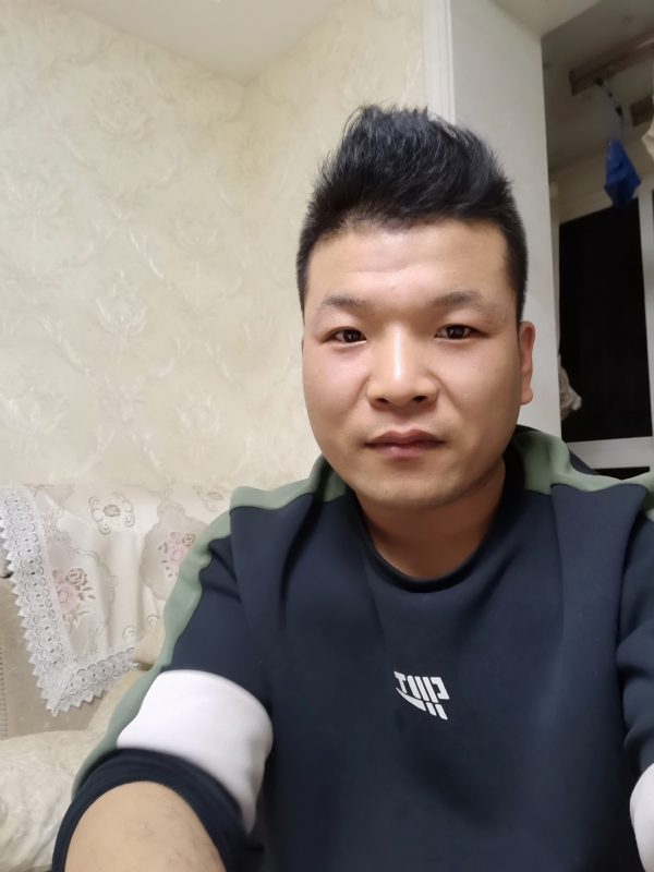 小猪猪的第一张照片--哈尔滨相亲服务中心