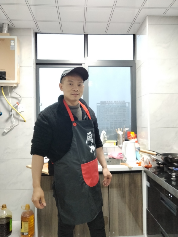 国宝的第一张照片--哈尔滨相亲服务中心