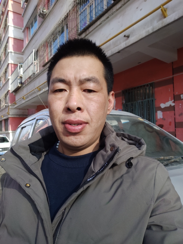 华哥的第一张照片--哈尔滨相亲服务中心