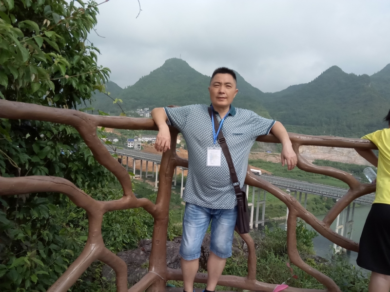 岁月无声的第一张照片--哈尔滨相亲服务中心