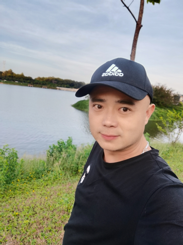 石头哥的第一张照片--哈尔滨相亲服务中心