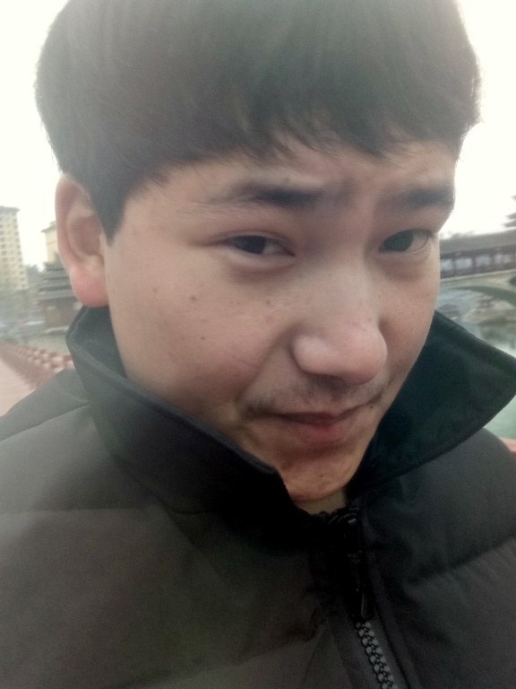 侗族青年作家超超的第二张照片--哈尔滨相亲服务中心