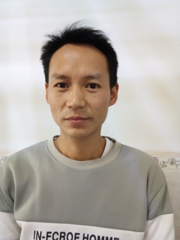 单亲爸爸的第一张照片--哈尔滨相亲服务中心