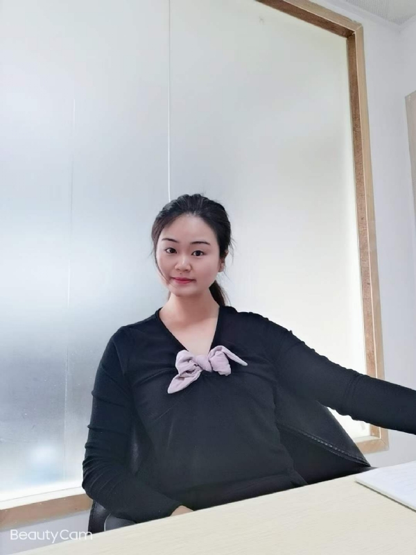 美美在深的第一张照片--哈尔滨相亲服务中心