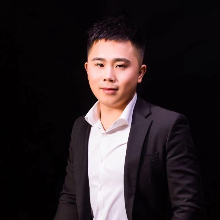 只欠东风的第一张照片--哈尔滨相亲服务中心