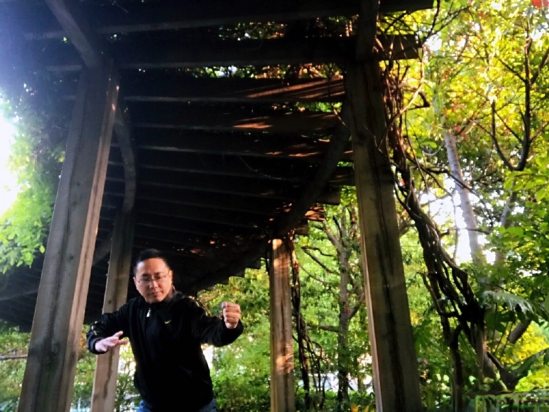 自故深情好受伤的第二张照片--哈尔滨相亲服务中心