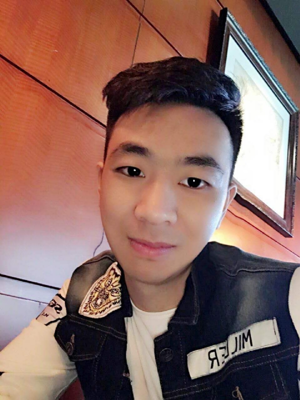 滞后的微笑的第三张照片--哈尔滨相亲服务中心