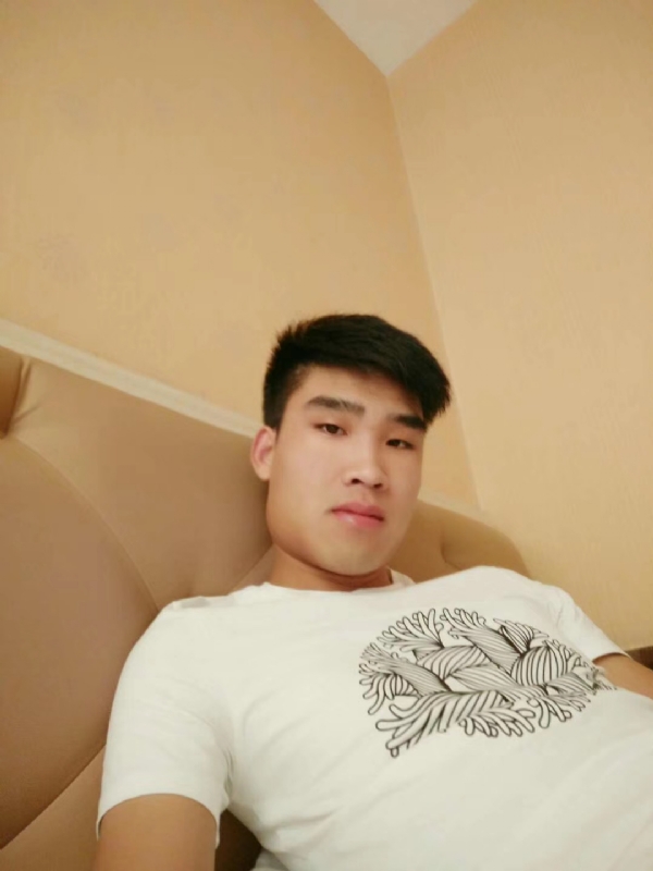 谁不曾孤单上路的第二张照片--哈尔滨相亲服务中心