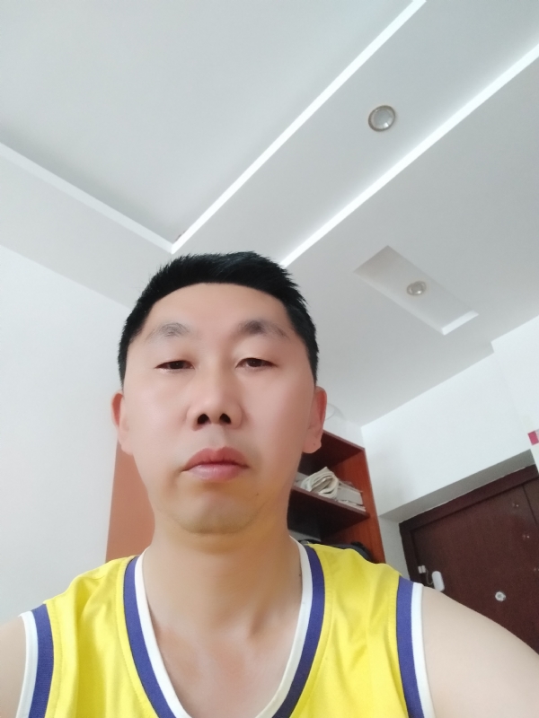 写尽半生纸上酸的第一张照片--哈尔滨相亲服务中心