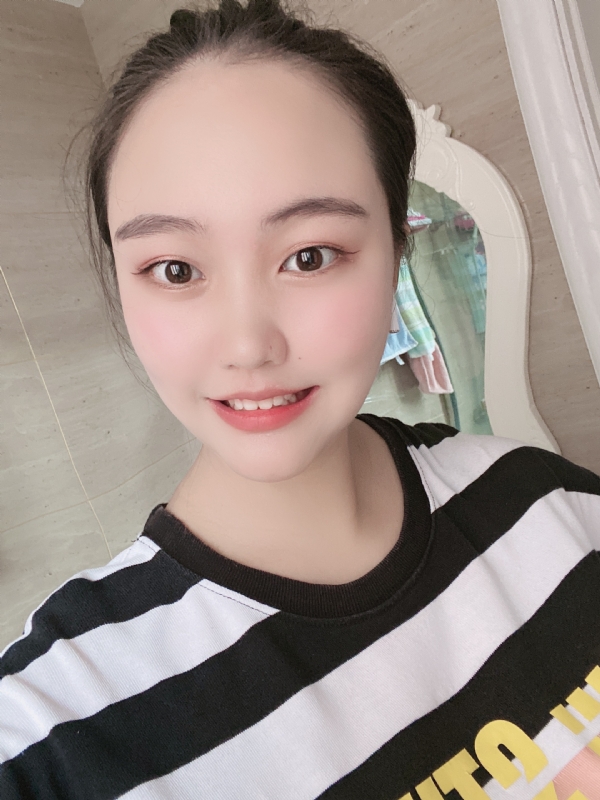 灵儿的第二张照片--哈尔滨相亲服务中心