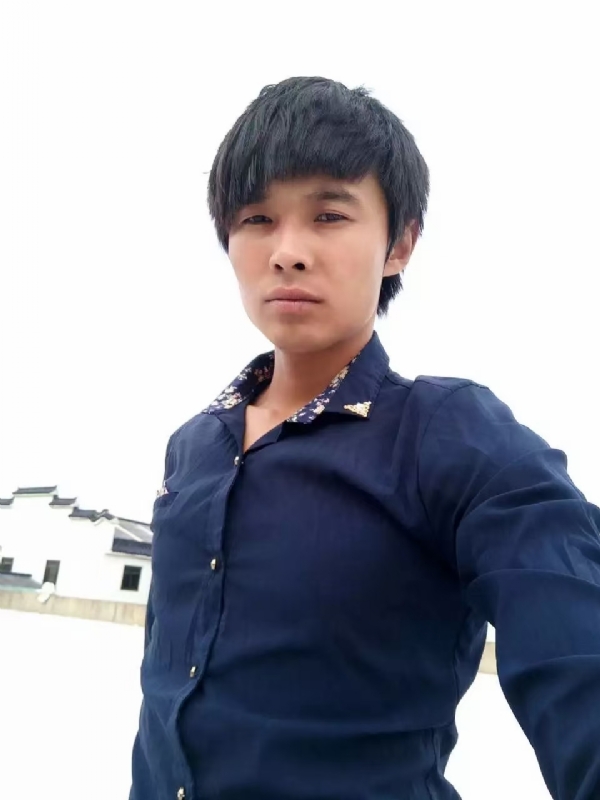 庸人自扰的第一张照片--哈尔滨相亲服务中心