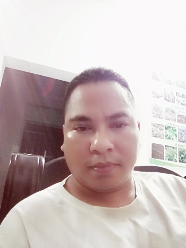 小叔也有爱的第一张照片--哈尔滨相亲服务中心