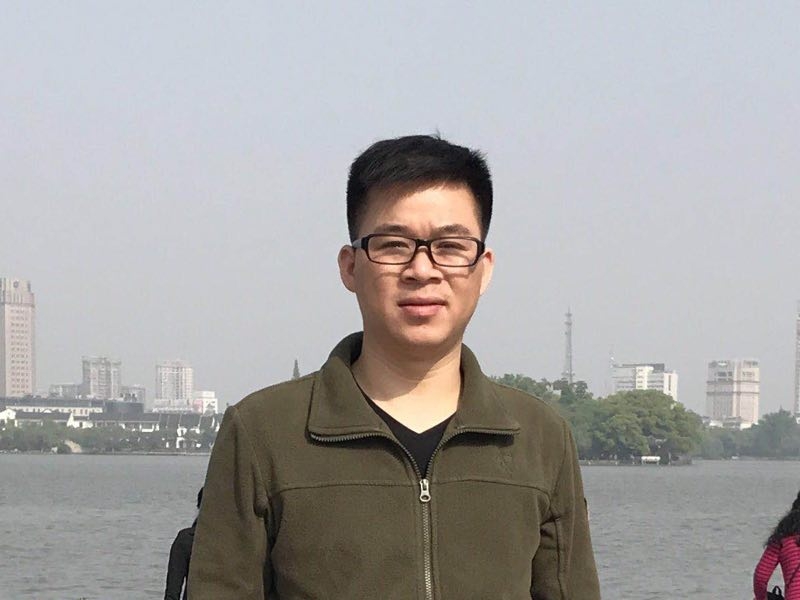 孔雀鱼的第一张照片--哈尔滨相亲服务中心