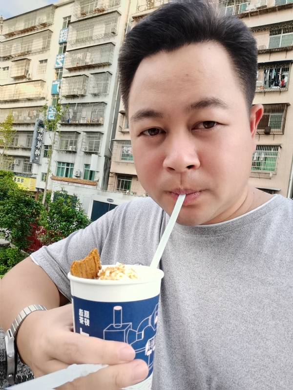 K金o的第一张照片--哈尔滨相亲服务中心