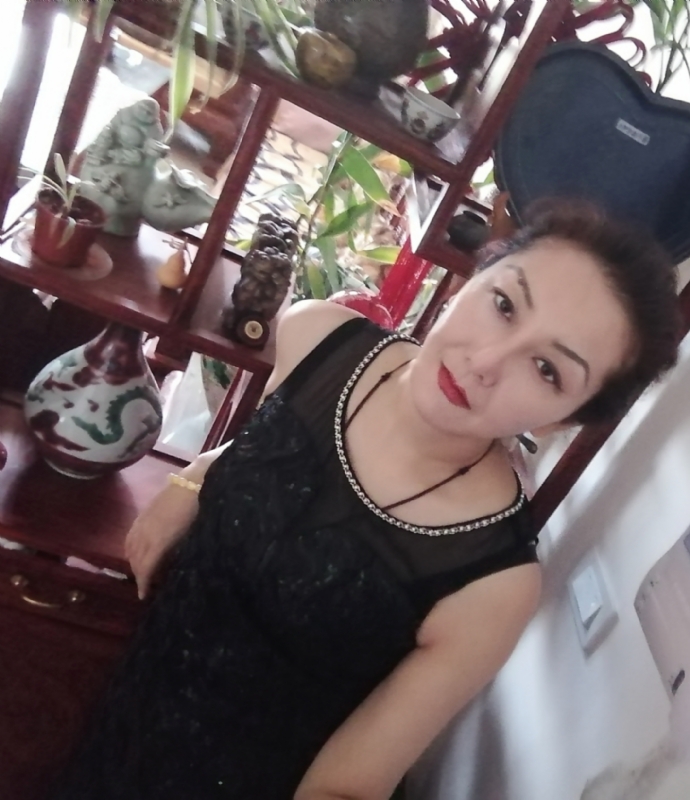 1975珠砂痣的第一张照片--哈尔滨相亲服务中心