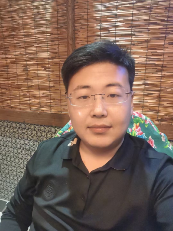 刘先生的第一张照片--哈尔滨相亲服务中心