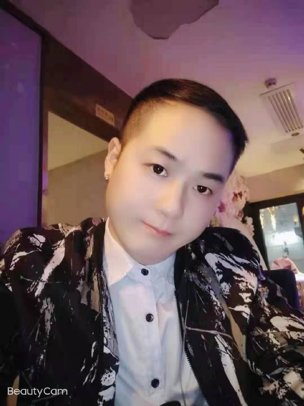 放弃一切，从头再来的第一张照片--哈尔滨相亲服务中心