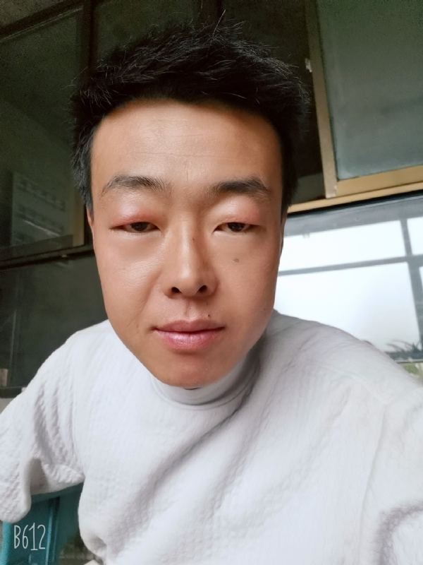 缺爱80后的第一张照片--哈尔滨相亲服务中心