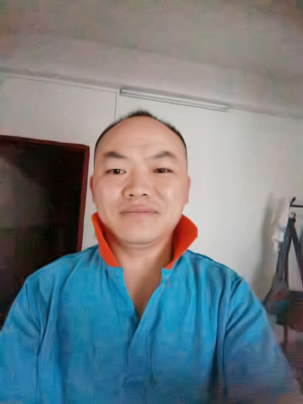 与子携老的第四张照片--哈尔滨相亲服务中心