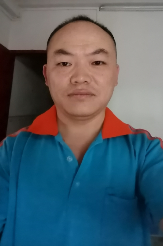 与子携老的第八张照片--哈尔滨相亲服务中心