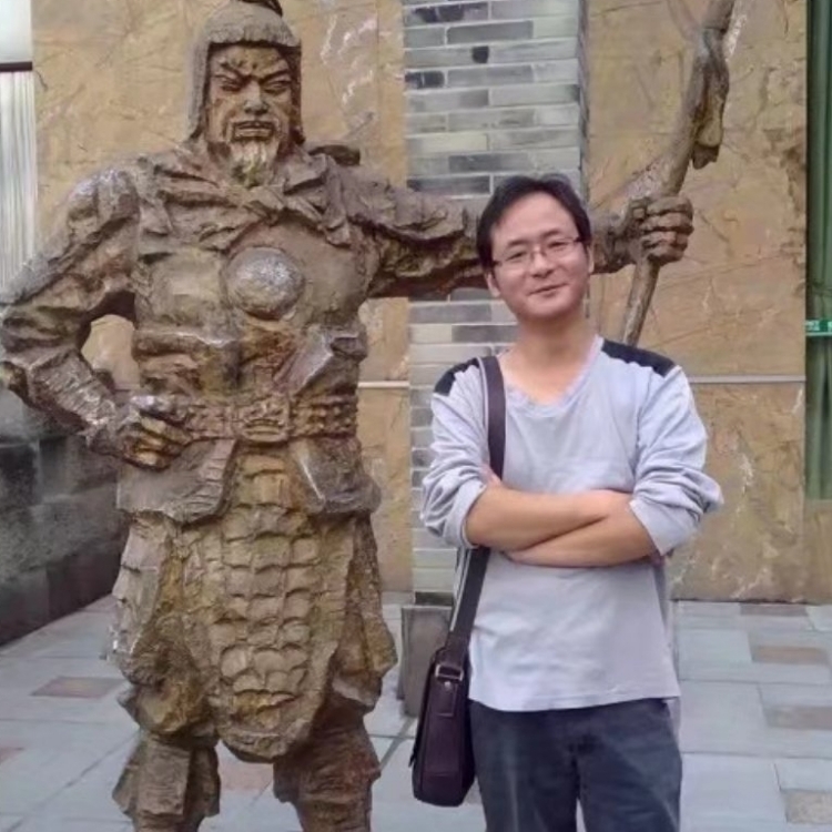 孤狼的第三张照片--哈尔滨相亲服务中心