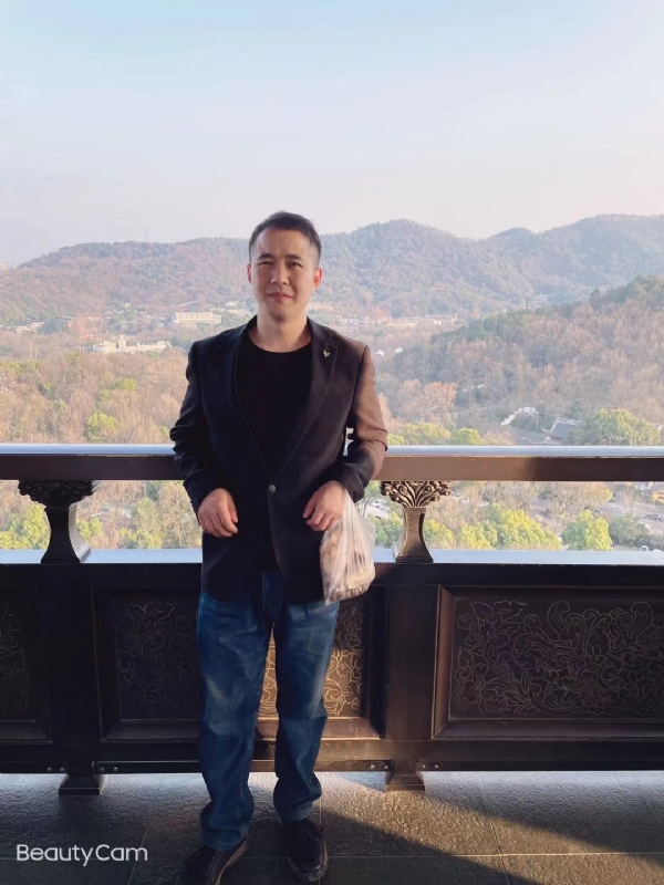 周周的第二张照片--哈尔滨相亲服务中心