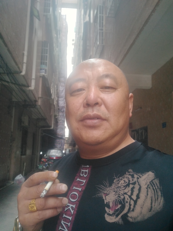 人在TA乡的第一张照片--哈尔滨相亲服务中心