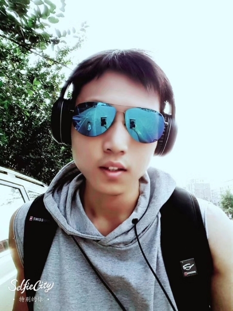 失意的人的第一张照片--哈尔滨相亲服务中心