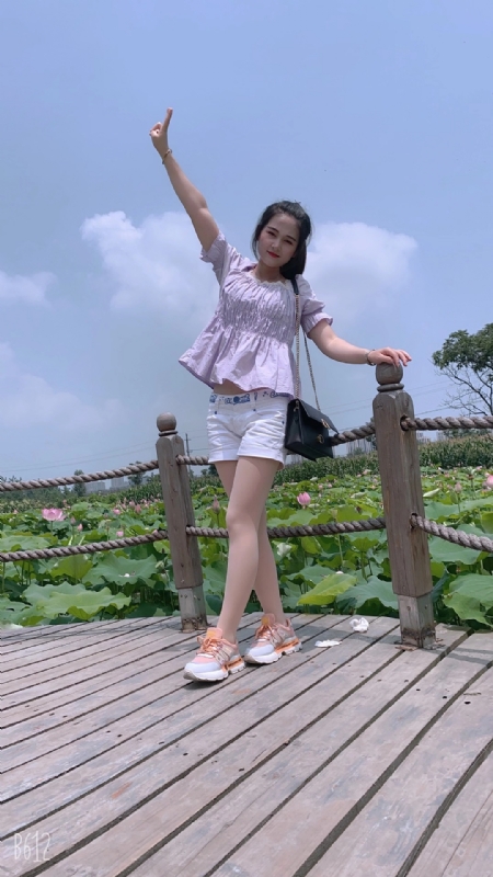 秋水伊人的第一张照片--哈尔滨相亲服务中心