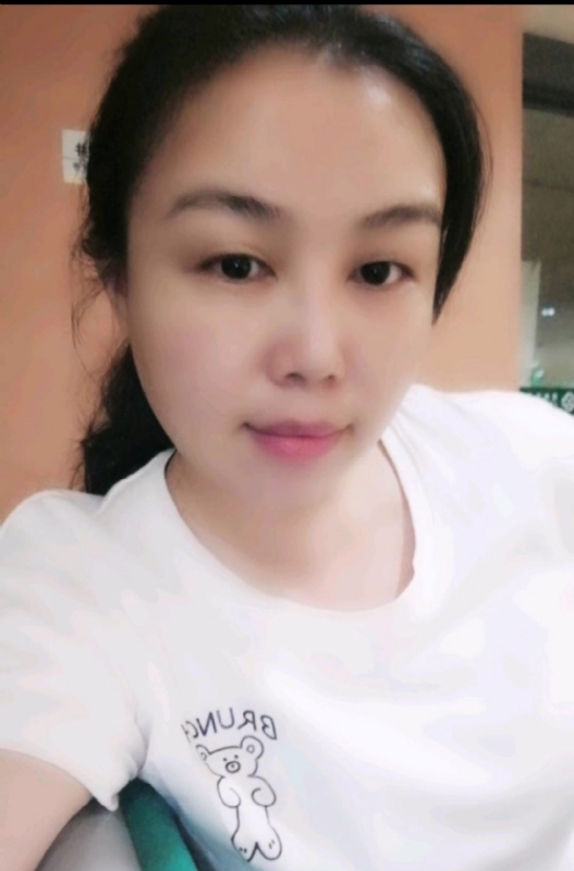 淡淡的云的第一张照片--哈尔滨相亲服务中心