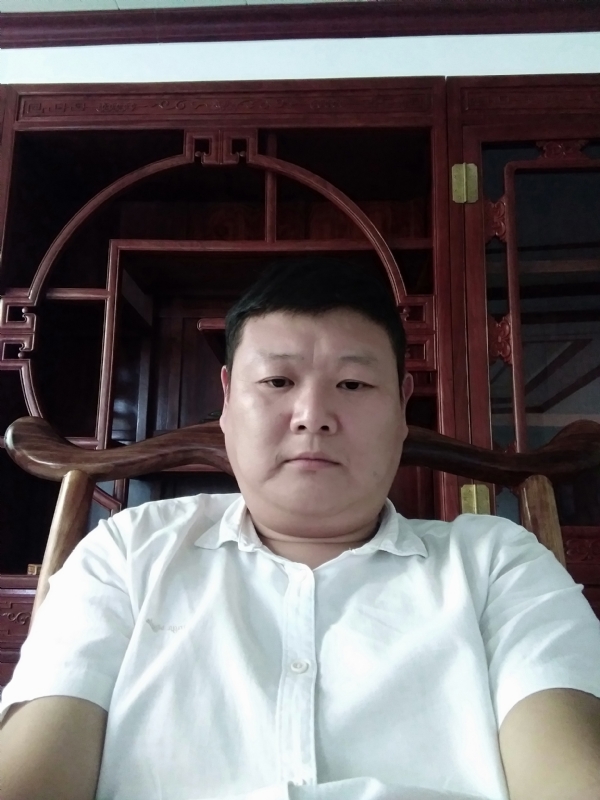 狼图腾的第一张照片--哈尔滨相亲服务中心