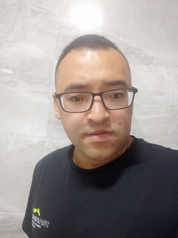 只愿得一人心的第三张照片--哈尔滨相亲服务中心