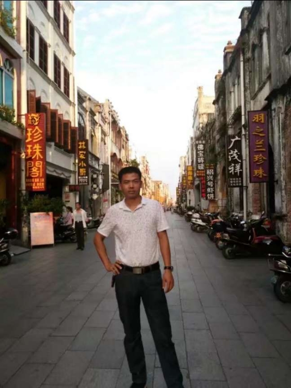 爱生活爱健康的第一张照片--哈尔滨相亲服务中心