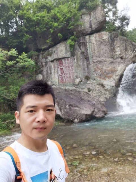 愿得一人心的第一张照片--哈尔滨相亲服务中心