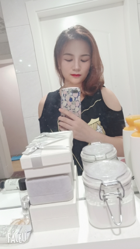 刘莲酥的第四张照片--哈尔滨相亲服务中心