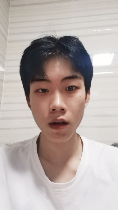 嘿的第一张照片--哈尔滨相亲服务中心