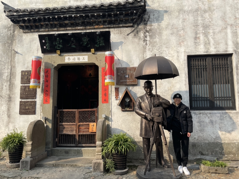 喝可乐的猫的第一张照片--哈尔滨相亲服务中心