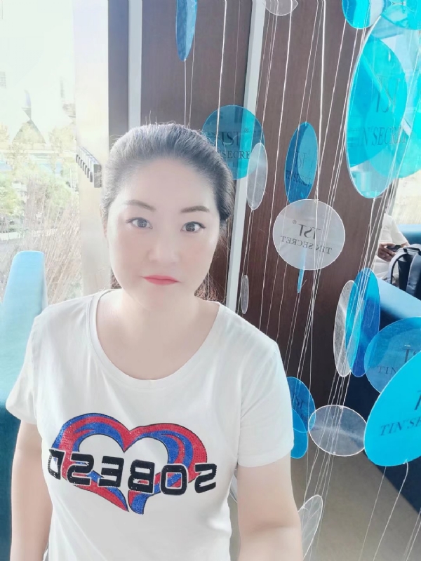 巷子里的童年的第一张照片--哈尔滨相亲服务中心